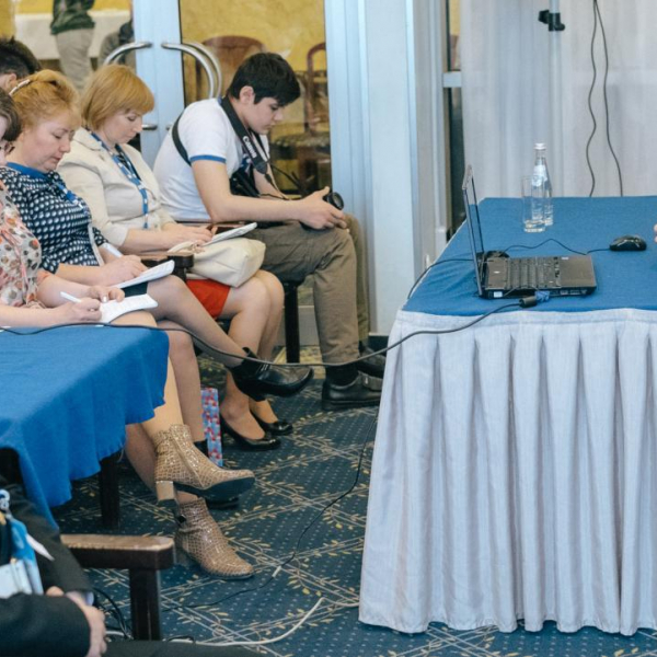 Фотограф Владимир Алексеев провел для 1. Российского движения школьников мастер классы по искусству фотографии